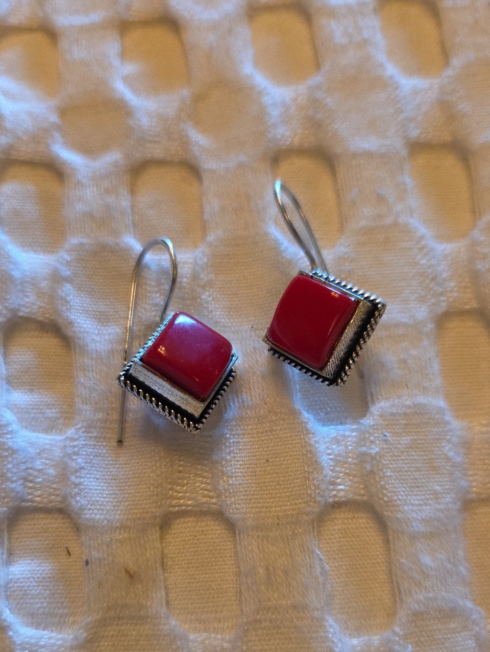 Red Square Resin Drop Earrings - Unbranded Silver-Tone